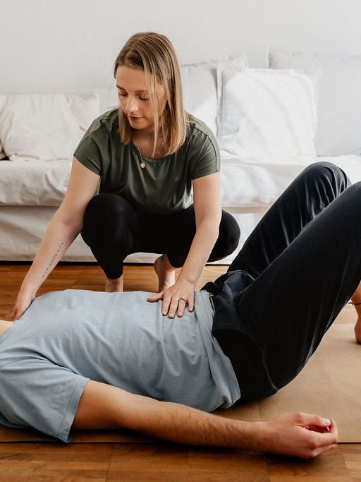 Teilnehmender bei einer Breathwork-Session in Köln mit Marilen Neeten